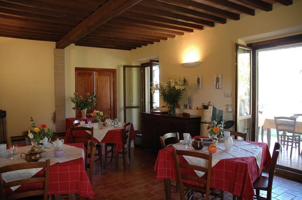 Agriturismo Pian Dei Pini Монтиано Екстериор снимка