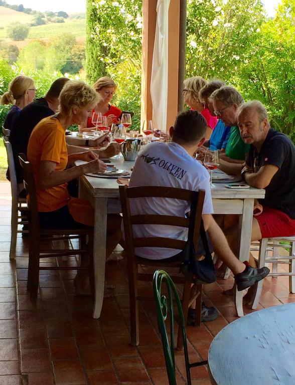 Agriturismo Pian Dei Pini Монтиано Екстериор снимка