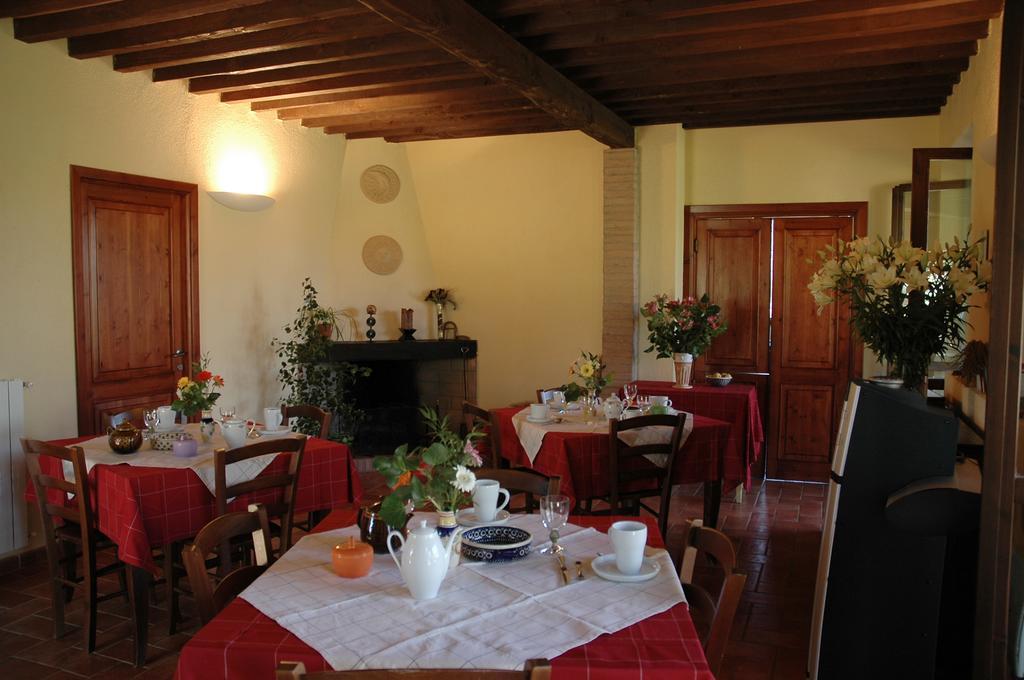 Agriturismo Pian Dei Pini Монтиано Екстериор снимка
